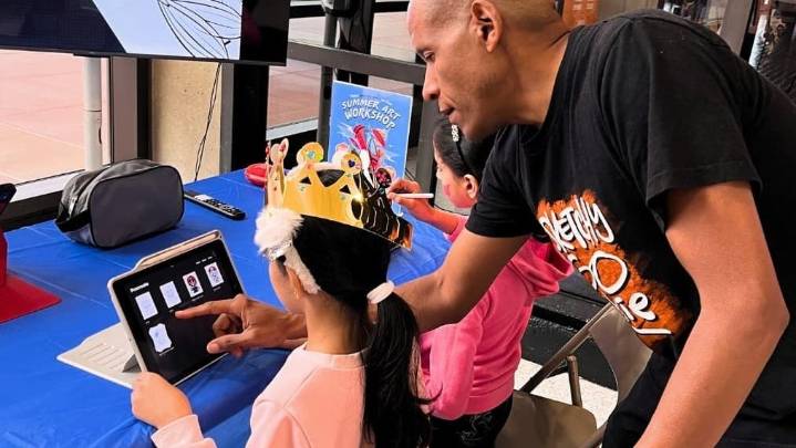 New Bedford locals bring digital art lessons to SouthCoast