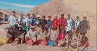 Pajes colocaron plantines al pie del cerro Huancar