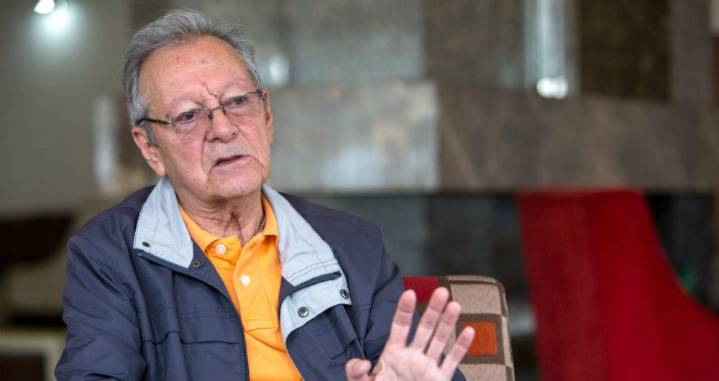 La JEP revocó el beneficio de libertad provisional y condiciona la permanencia del general en reserva activa Arias Cabrales a que aporte a la verdad