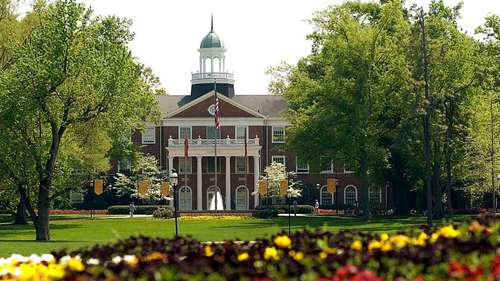 Private NC universities Elon and Queens to merge by summer of 2026