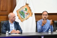 Maestros de la Sección 38 se manifiestan por reciente mejora salarial: ‘la calcularon mal’