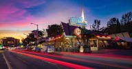 Food Notes: Mel’s Drive-In opens on Second Avenue