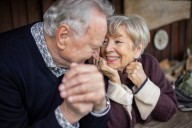 Asking Eric: Senior widow would like new love to visit family with her this holiday, but no one will host