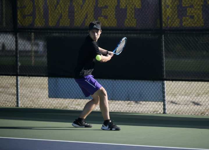360Preps Photos: Columbia River boys tennis rolls along
