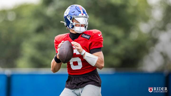 Practice Photos: Giants get ready for Chargers