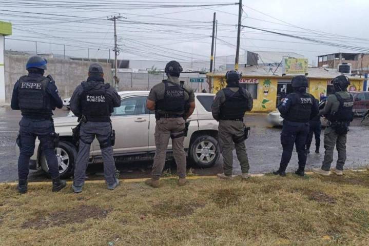Asesinan a comandante de Tránsito de Celaya y a su hijo en ataque armado