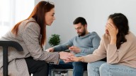 Primeros auxilios psicológicos ¿Qué hacer cuando alguien está en crisis?