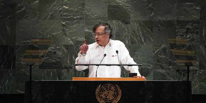 Petro dio polémica entrevista a la BBC tras discurso en la ONU y dijo que ataques con misiles a barcos en el Caribe son “una tiranía”