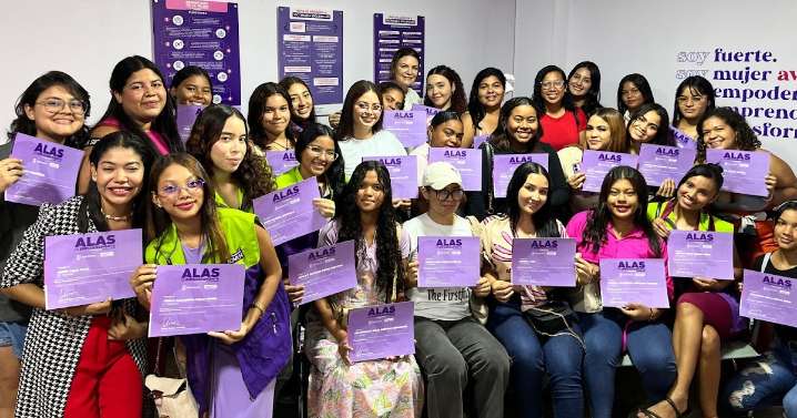 Alas de Empoderamiento”, el camino del crecimiento para mujeres jóvenes, liderado por la administración de Carlos Pinedo