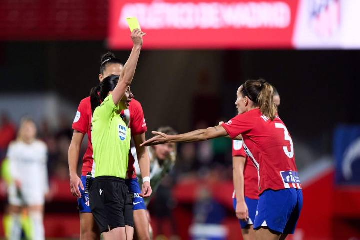 Liga F's 'VAR-lite' system and how it works: Two challenges per team, manager cards but long delays