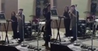 Maestro de secundaria muere mientras cantaba “A mi manera” frente a sus alumnos en Sonora