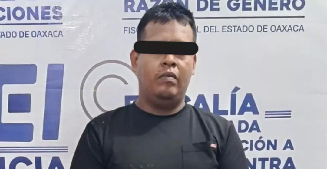 La brutalidad en casa no se oculta más: detienen a padre por encadenar a su hijo en la Costa