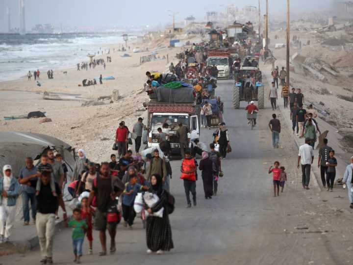 Gaza City residents hounded by Israeli quadcopters as 14 killed since dawn