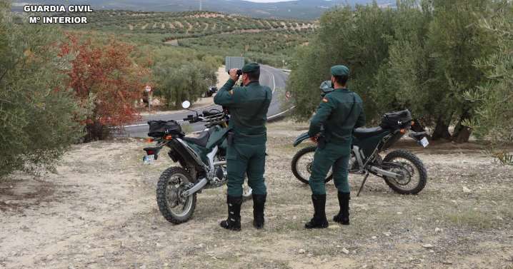 Despliegue especial de la Guardia Civil para proteger las 'uvas de la suerte' de Nochevieja