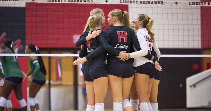 PHOTOS: Liberty winning streak moves to 11 with sweep over Reedy