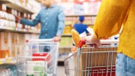 El consumo privado cayó 3,2% en agosto pese a once meses de crecimiento interanual