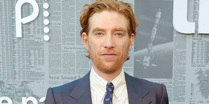 12 Years Before ‘The Paper,’ Domhnall Gleeson Snatched Hugh Grant’s Crown in This Amazing Rom
