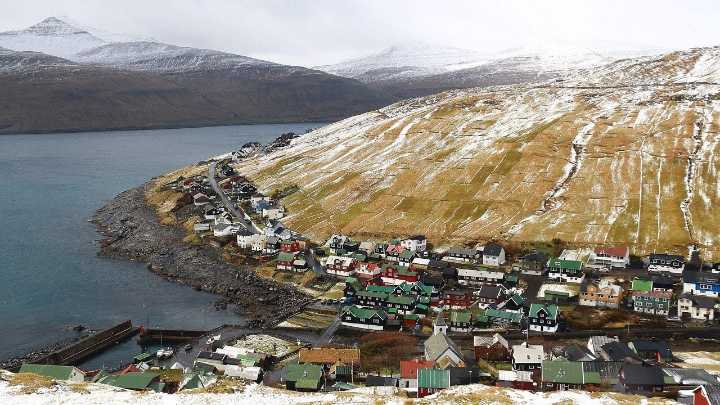 Dos turistas coreanos y uno mexicano desaparecen misteriosamente con un día de diferencia cerca de una cascada en las Islas Feroe