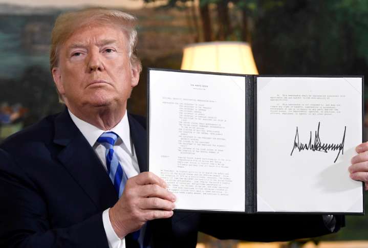 Mary Trump: “Definitely” president’s signature on alleged Epstein letter