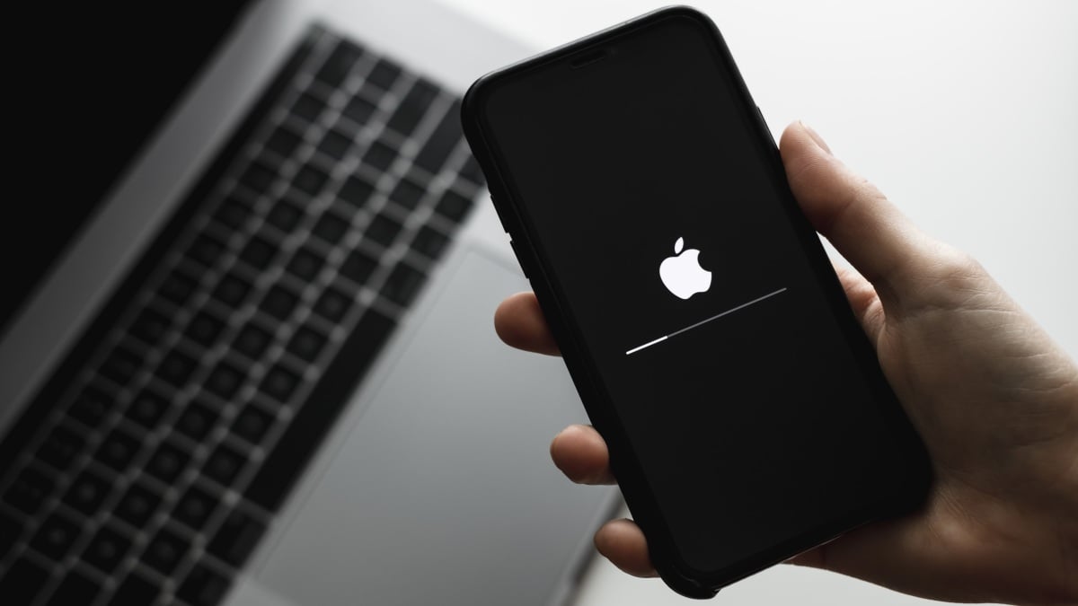 Here's Everything New in iOS 26.1