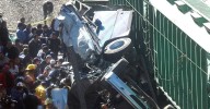 Deja choque entre tren y autobús de pasajeros 5 muertos en Guanajuato