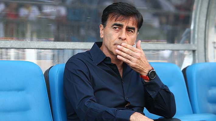 Tras rechazar a Colo Colo, Gustavo Quinteros está cerca de volver a dirigir y llegaría a un equipo con chilenos El acuerdo podría sellarse en las próximas horas.