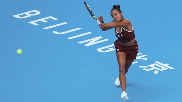 Leylah Fernandez eliminated by Coco Gauff in China Open 2nd round after tight 3