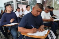 Mil 18 policías municipales censados y 571 capacitados en SLP