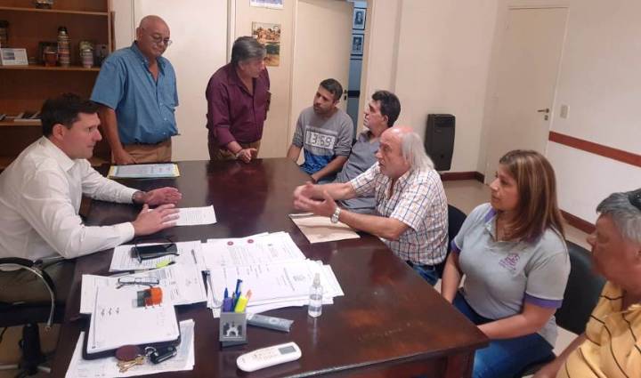 Día 20 de paro municipal: llegó la propuesta del Ejecutivo