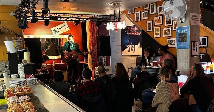 El pequeño bar de teatro que ha revitalizado la cultura popular de Salt