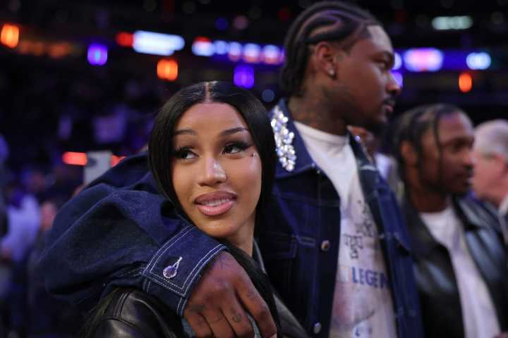 How Many Kids Does Cardi B Have? What’s Stefon Diggs’ Net Worth & Age? Stefon Diggs' family just a little bit bigger with a major update from his girlfriend Cardi B. Here's everything we know about th