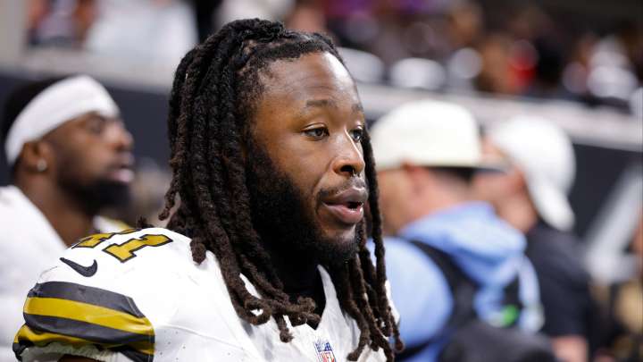 Alvin Kamara sends 3 letter message after New Orleans Saints announces surprise roster cut on eve of NFL season