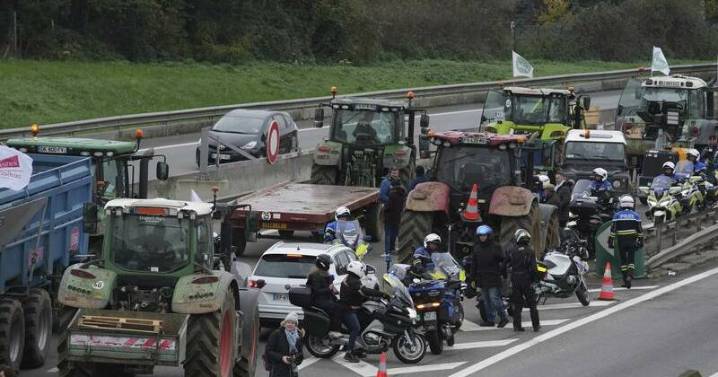 French farmers' union calls for day of protest