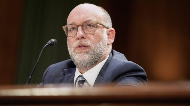 White House lays groundwork for mass government firings if there's a shutdown