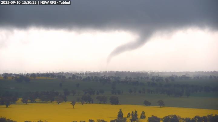 Major warning for residents issued as tornado roars through the regional NSW amid severe thunderstorm warning