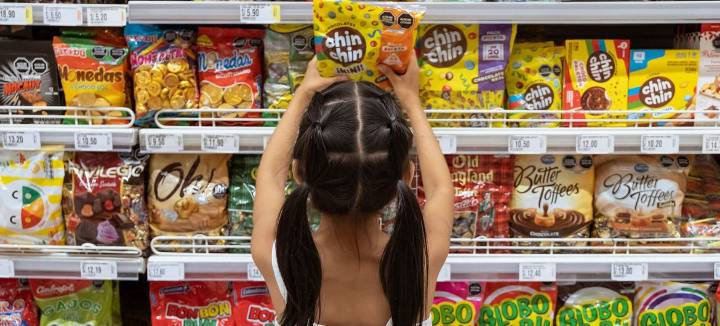 La comida chatarra dispara la obesidad infantil a niveles récord en el mundo