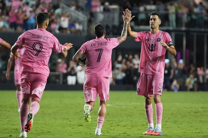 Sergio Busquets anunció su retiro formal de las canchas