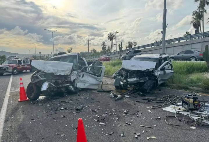 Fatal accidente en Cabo San Lucas deja tres personas sin vida y tres lesionadas
