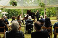 La Clásica va por Barrios ilumina San Román con un recital de trompeta y piano