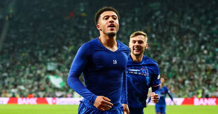 Unai Emery explains Jadon Sancho plan and shifts focus from 'Man United problems'