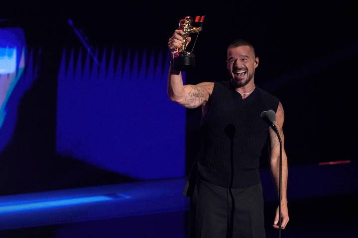 Ricky Martin recibe el Latin Icon en los MTV VMAs 2025: “Solo queremos mantener viva la música”