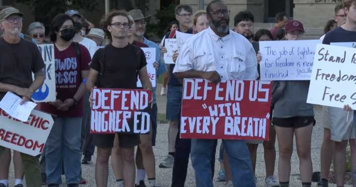 Texas A&M students and faculty protest for academic freedom after president's resignation, other changes
