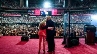 Trump e integrantes del movimiento MAGA rinden homenaje a Charlie Kirk