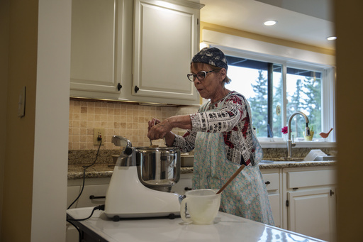 Home bakers donate fresh bread to food banks thanks to this Seattle nonprofit