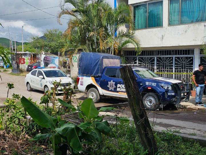 SE REPORTÓ COMO SUICIDIO Y AL PARECER SE TRATA DE UN HOMICIDIO