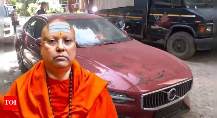 Delhi institute director Swami Chaitanyananda’s controversial past: Molestation and fraud cases resurface