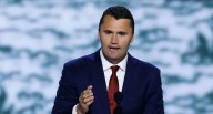 Charlie Kirk: Los demócratas condenan la violencia política tras disparo mortal al aliado de Donald Trump 
