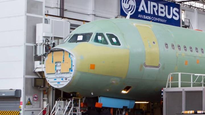 Heating Up: France's Ultra-Competitive Aviation Market Set To Grow to $7.5B By 2033