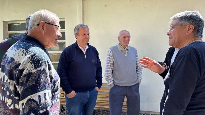 Cascallares mantuvo encuentro con vecinos y comerciantes de San José