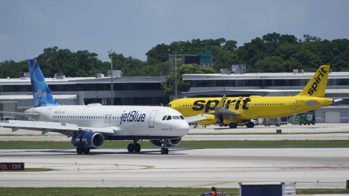 Toxic jet engine fumes sickening crews, passengers: Report